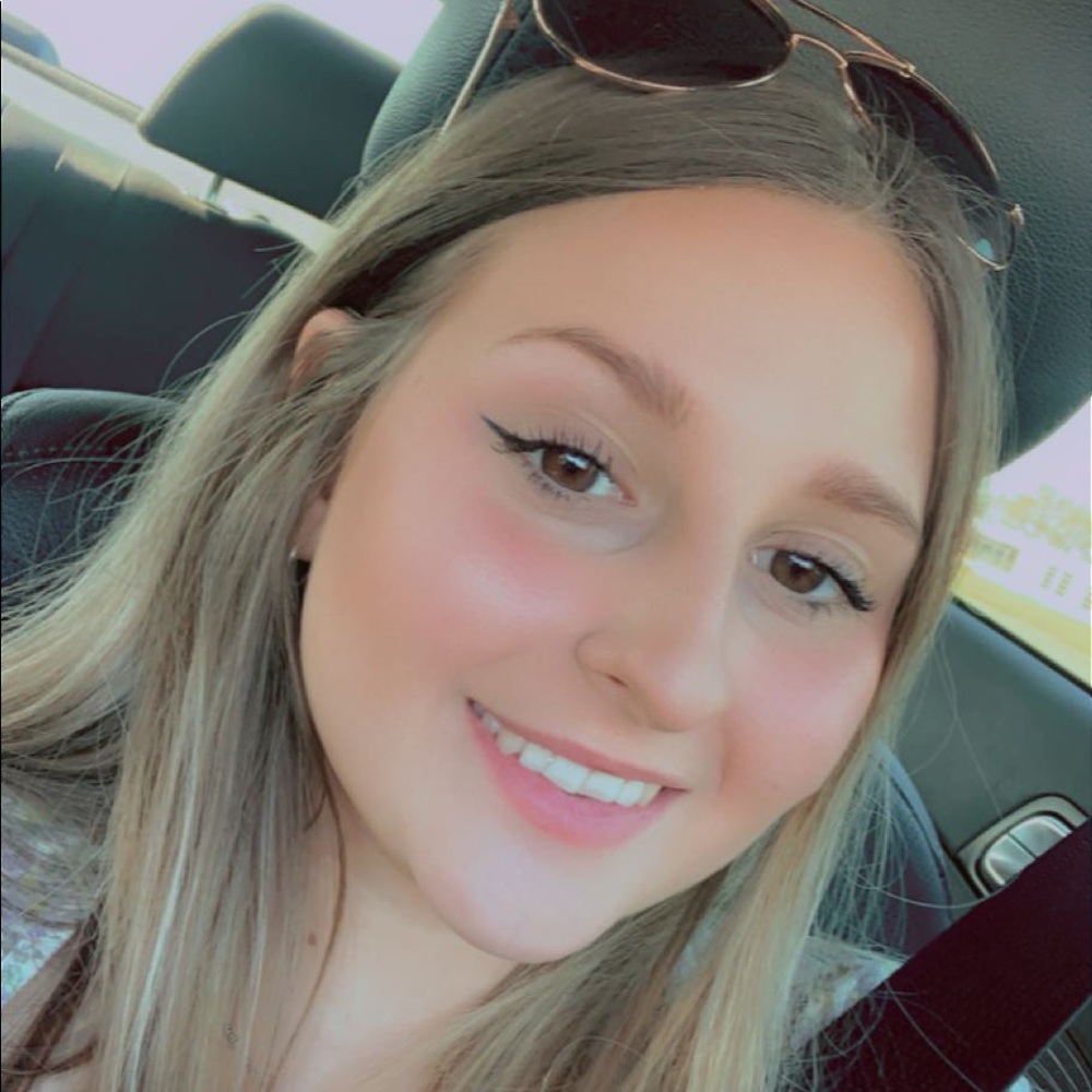 Meet your Posher, Makenna